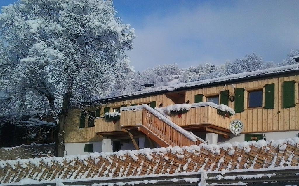 Jaegerchalet Uttendorf Kamer foto