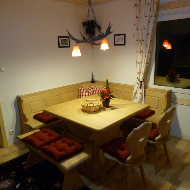 Jaegerchalet Uttendorf Kamer foto